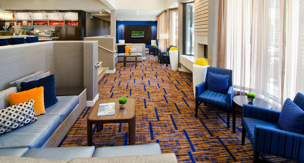 Hotel Courtyard St. Louis Westport Plaza 3*